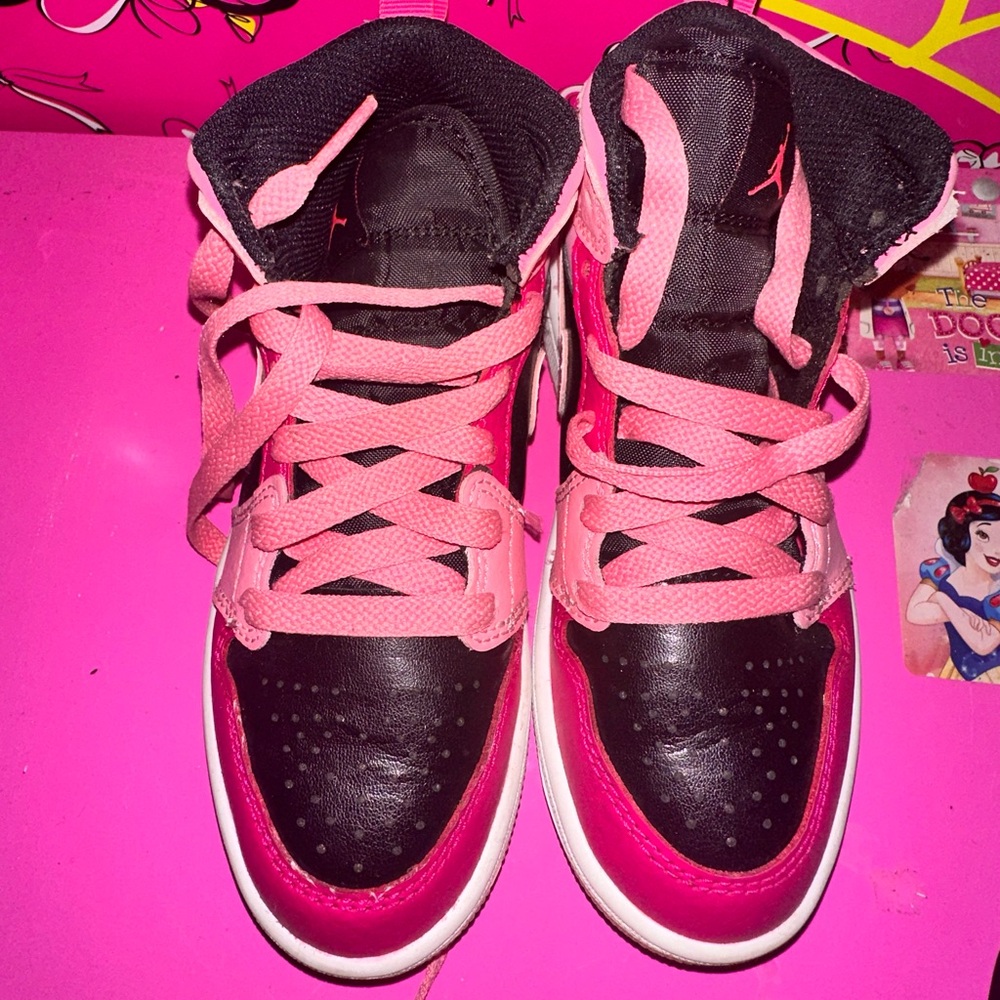 Nike Jordans (Kids)